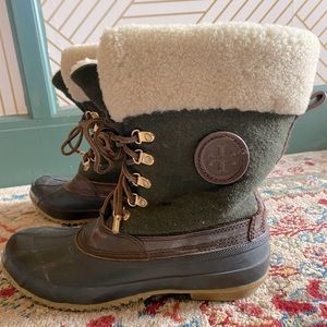 Tory Burch green lace up duck boots